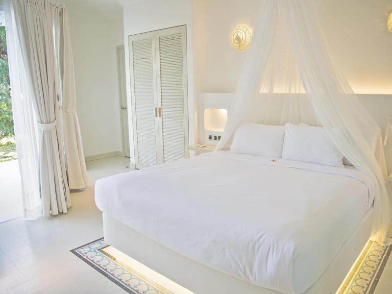 Phòng đơn sang trọng - Khách sạn Alma Oasis Long Hai Resort and Spa Vũng Tàu