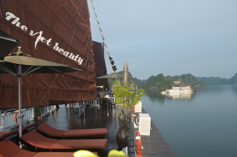 Hà Nội-Hạ Long 3 Ngày 2 đêm ngủ 1 đêm tàu Viet Beauty và 1 đêm khách sạn